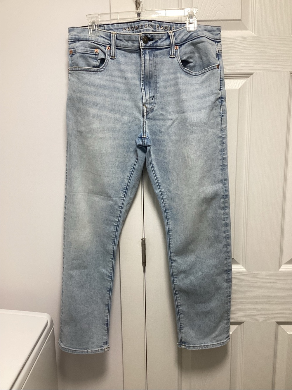 American Eagle Light Blue Slim Straight Men’s Jeans